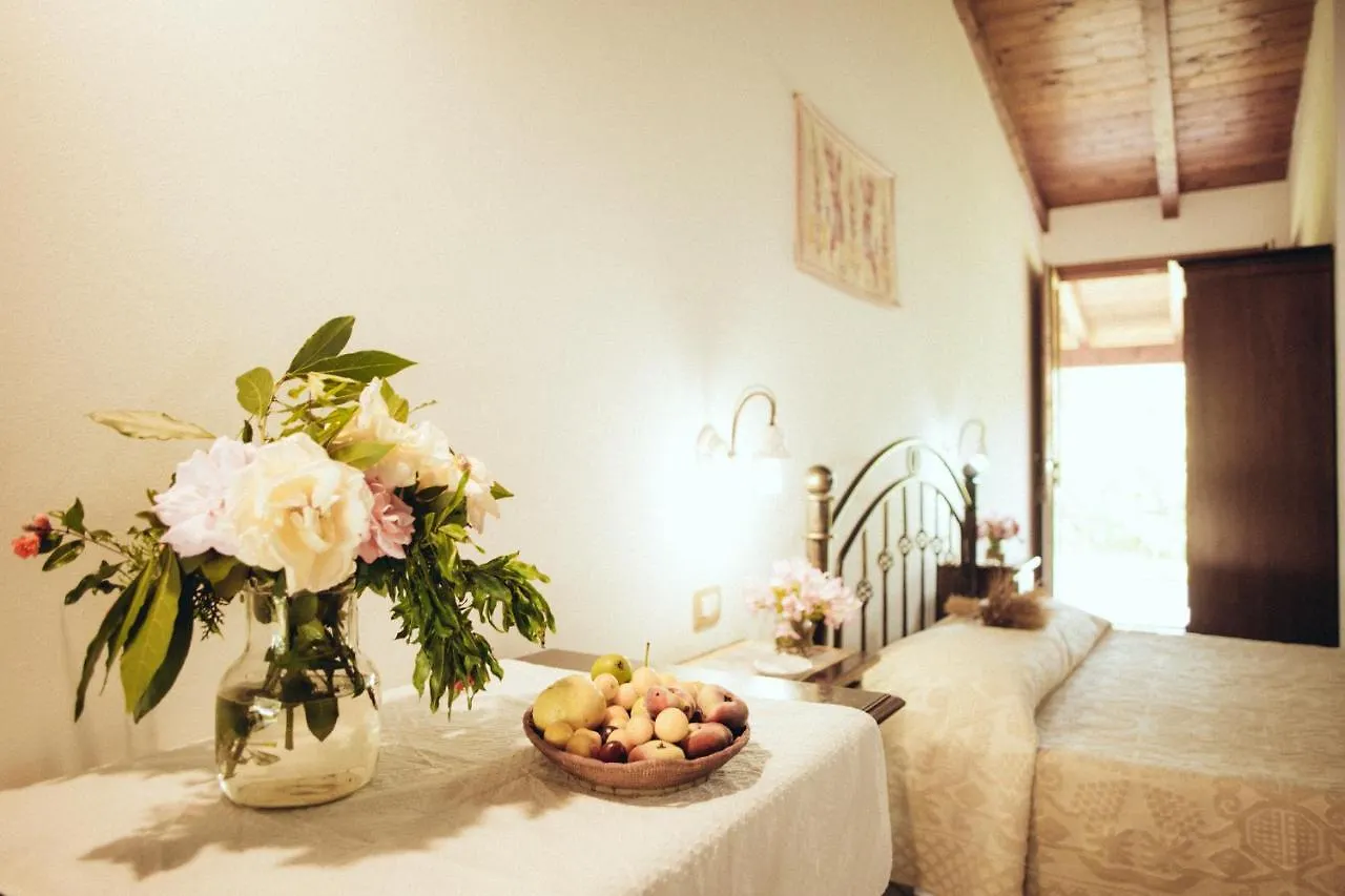 Su Leunaxiu Soleminis Farm stay